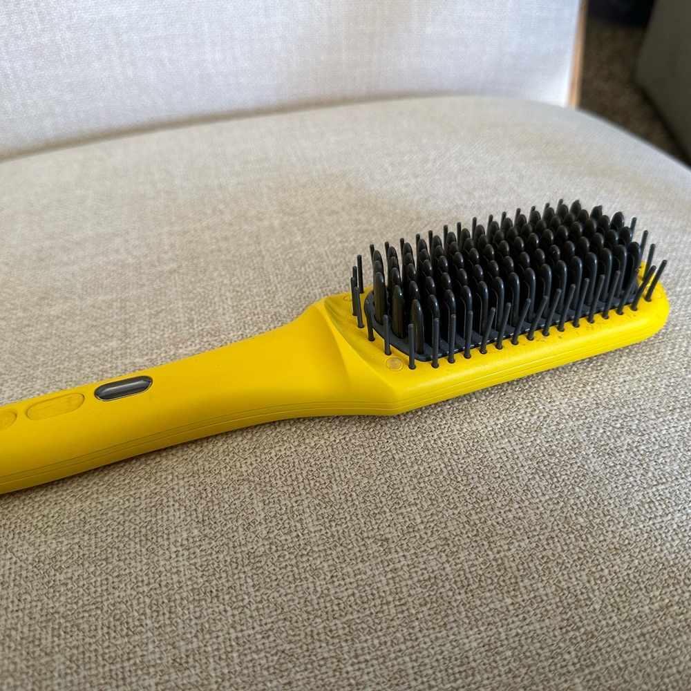 Drybar Brush Crush Straightening Brush